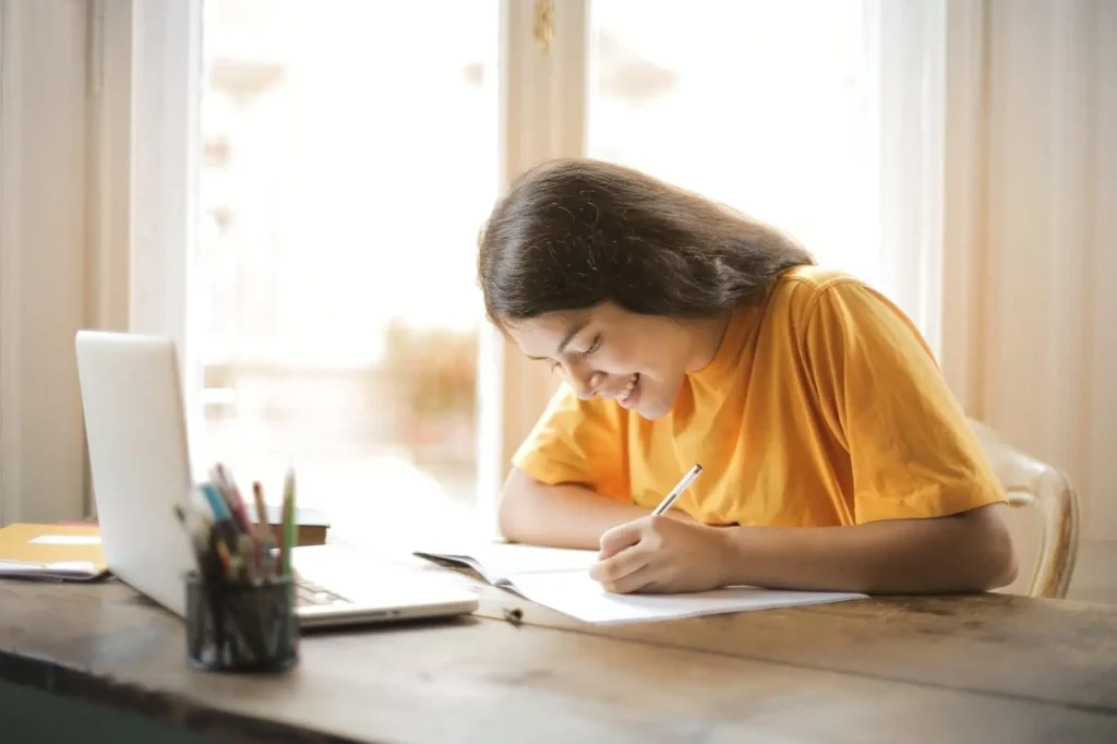 SAPLING ACADE BANNER